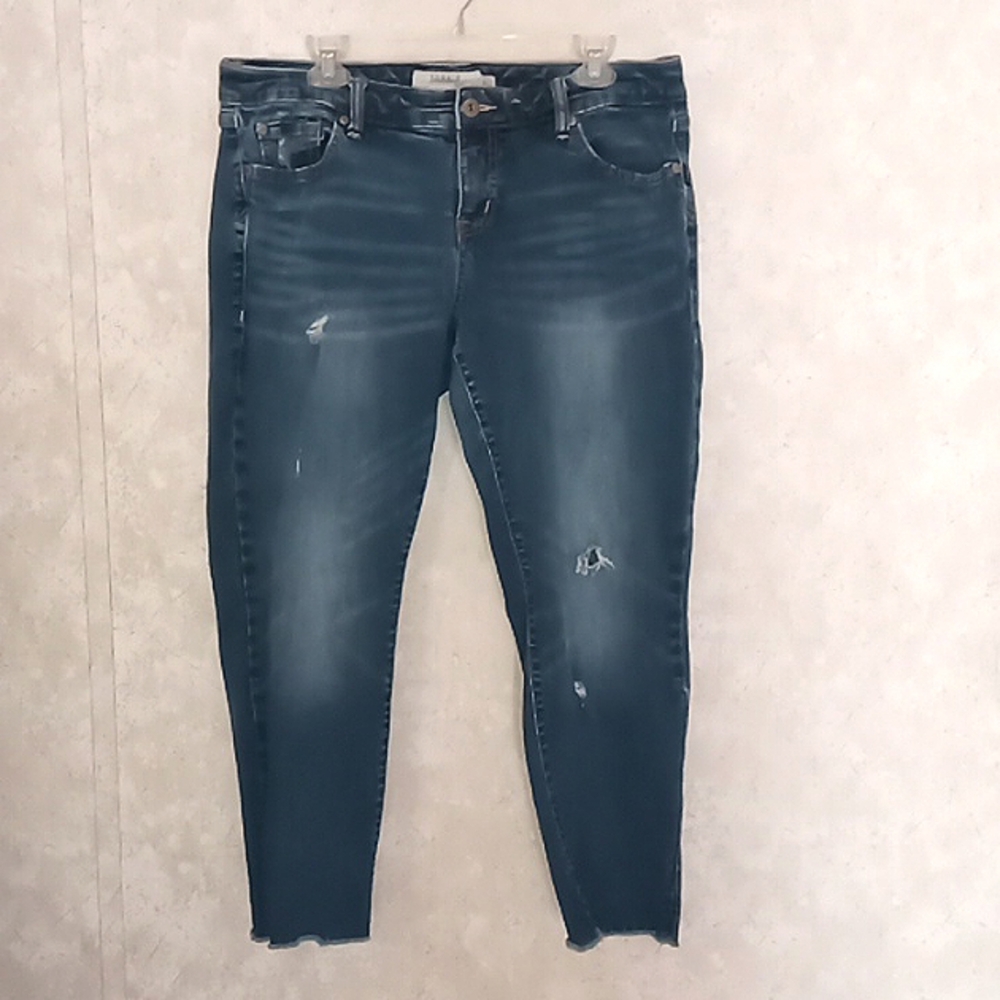 Women Torrid Boyfriend Jeans, Pre loved, Size 14